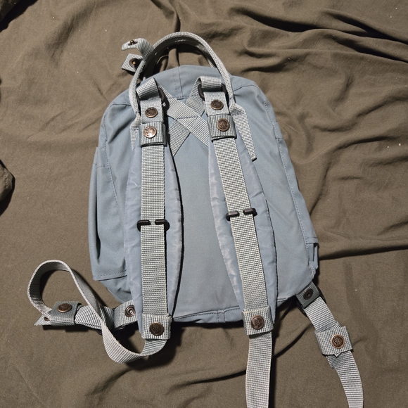 Kånken Green Backpack - Picture 4 of 7